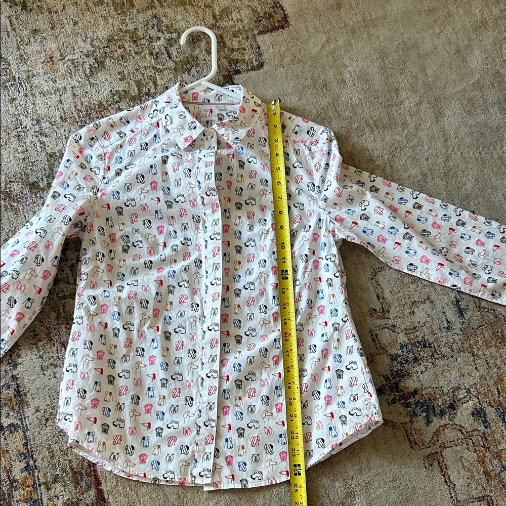 Boden size 6 White Button-Up Blouse with Red & Blue Novelty Print - Picture 7 of 8